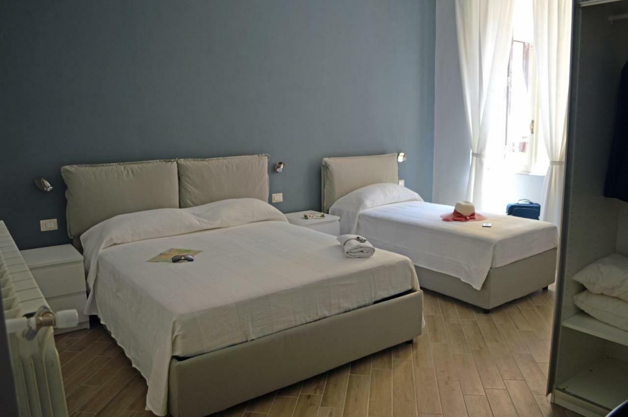Colosshouse Guest House روما المظهر الخارجي الصورة