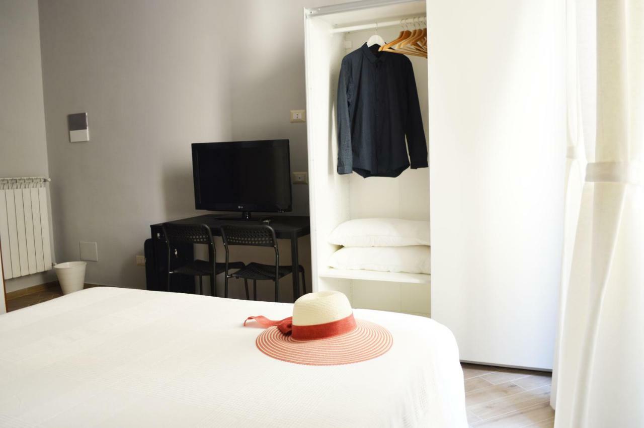 Colosshouse Guest House روما المظهر الخارجي الصورة